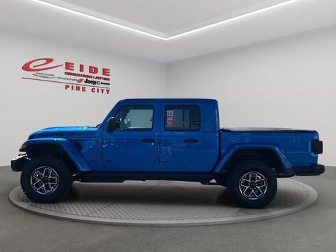 New 2026 Jeep Gladiator Rubicon AWD/4WD image 2