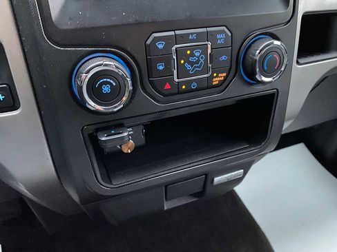 Used 2013 Ford F150 XLT w/ Luxury Equipment Group image 20