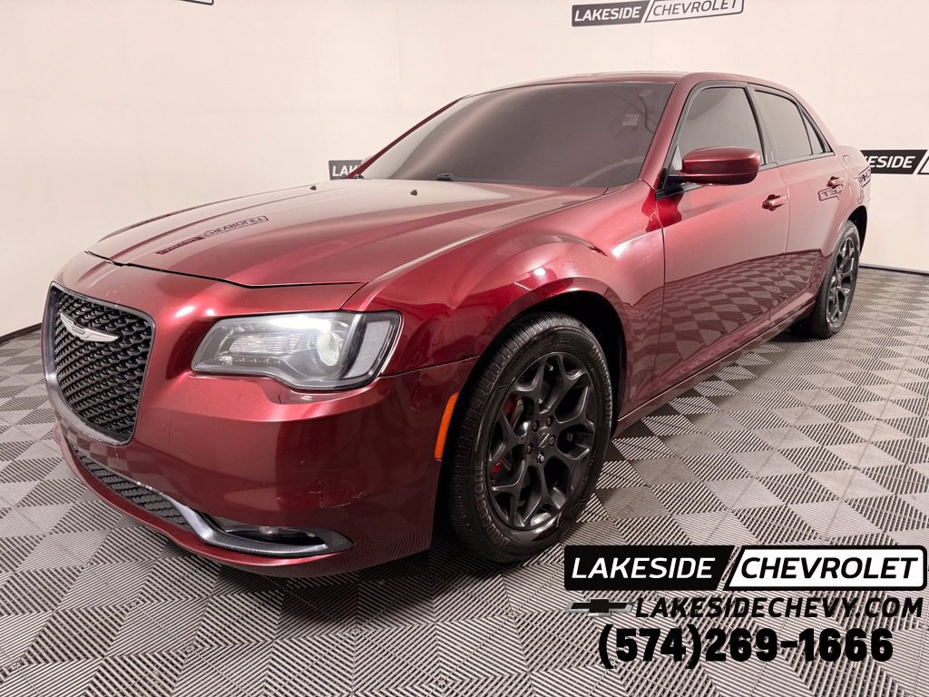 Used 2019 Chrysler 300 S AWD/4WD image 1