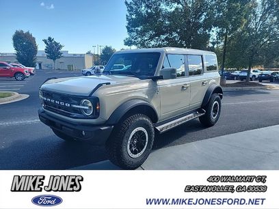 New 2025 Ford Bronco Outer Banks w/ Sasquatch Package