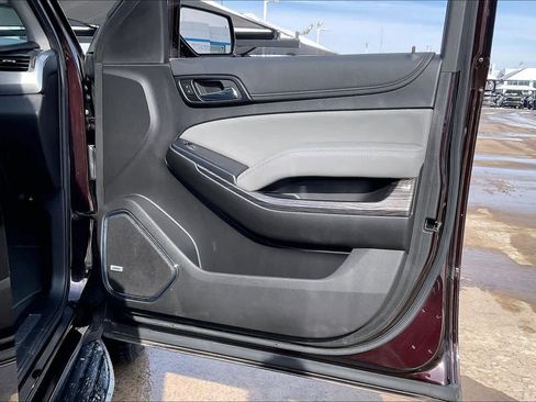 Used 2020 Chevrolet Tahoe LT image 22