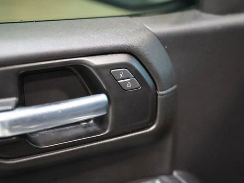 Used 2020 Chevrolet Silverado 1500 LT w/ Texas Edition RWD image 14