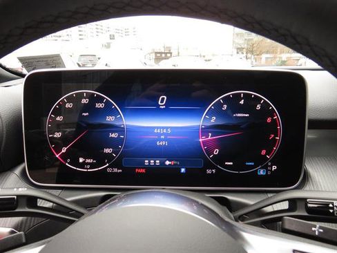 Used 2025 Mercedes-Benz C 300 4MATIC Sedan image 12