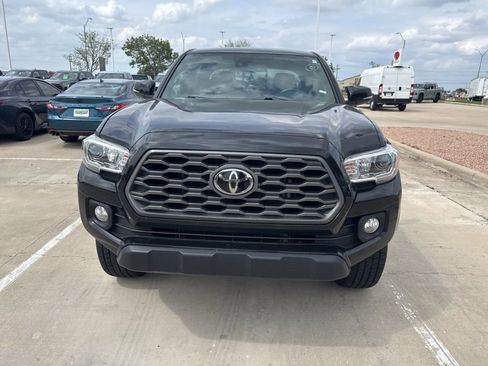 Certified 2023 Toyota Tacoma TRD Off-Road RWD image 2
