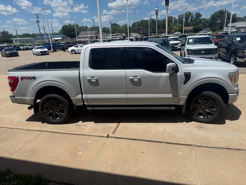 Used 2022 Ford F150 Lariat AWD/4WD image 5