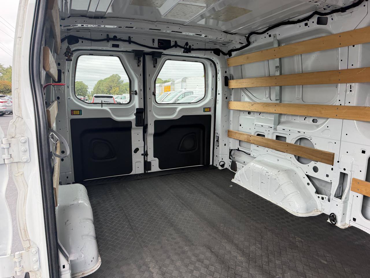Used 2022 Ford Transit 250 Low Roof w/ Exterior Upgrade Package RWD image 25