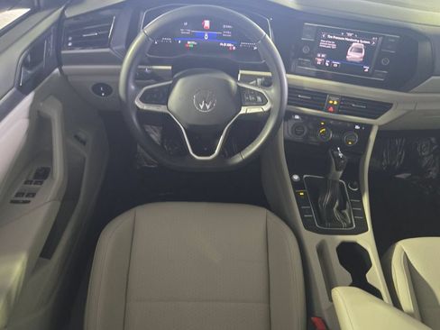 Used 2023 Volkswagen Jetta SE w/ Panoramic Sunroof Package FWD image 13