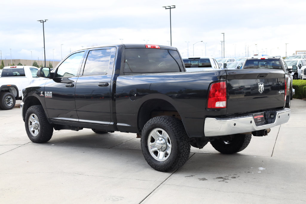 Used 2016 RAM 2500 Tradesman w/ Chrome Appearance Group AWD/4WD image 4