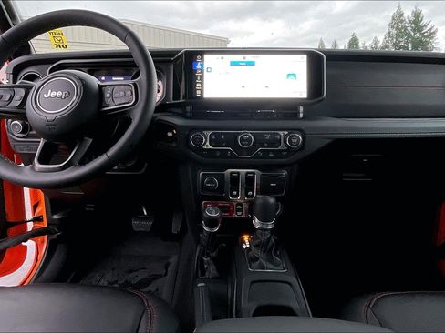 Certified 2025 Jeep Wrangler Rubicon w/ Safety Group image 13