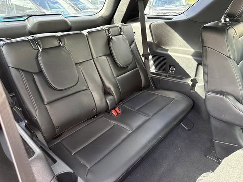 Used 2022 Ford Explorer ST w/ Equipment Group 401A image 28