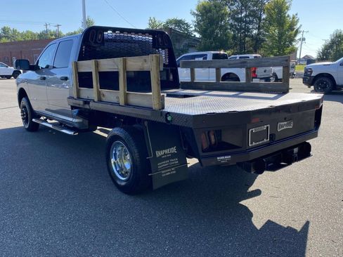 Used 2019 RAM 3500 Tradesman w/ Chrome Appearance Group AWD/4WD image 5