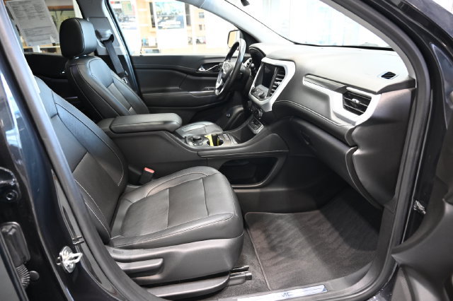 Used 2020 GMC Acadia SLT AWD/4WD image 10