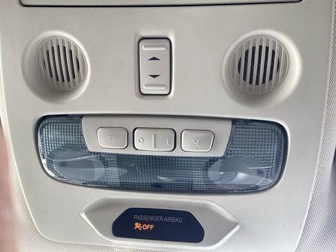 Used 2018 Ford EcoSport SE image 21