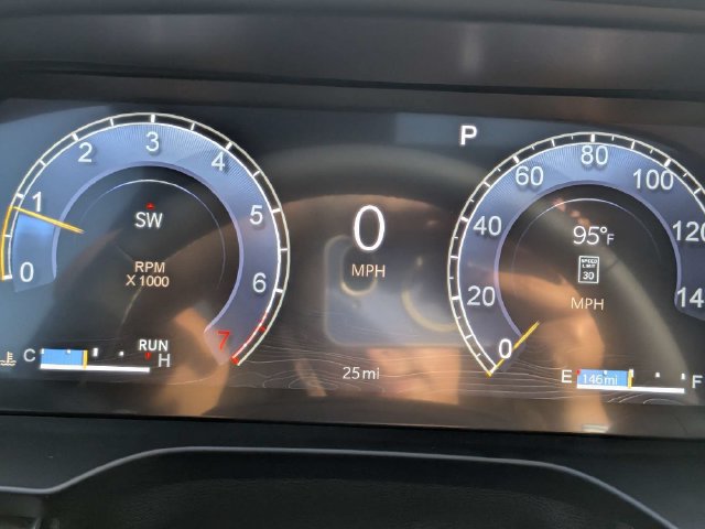 New 2027 Jeep Grand Cherokee Altitude RWD image 32