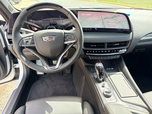 New 2026 Cadillac CT5 V w/ Technology Package image 18