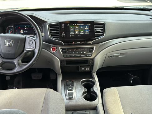Used 2021 Honda Pilot EX image 9