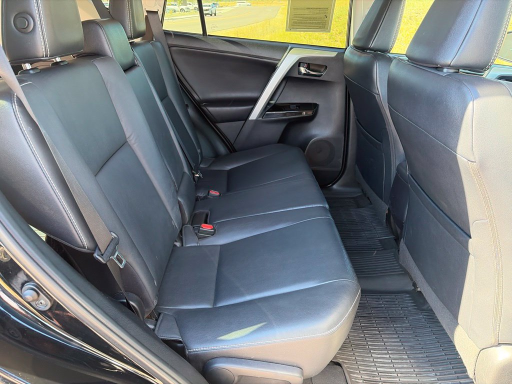 Used 2016 Toyota RAV4 Limited AWD/4WD image 16