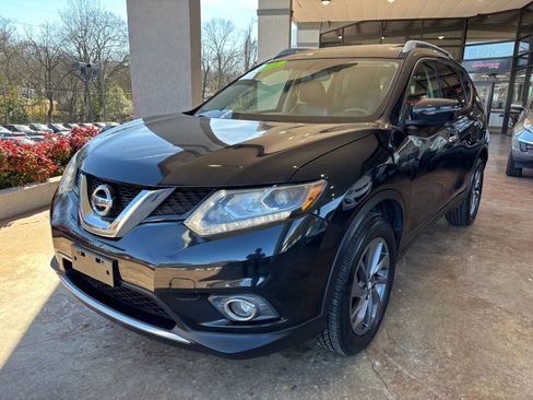 Used 2016 Nissan Rogue SL w/ SL Premium Package image 3