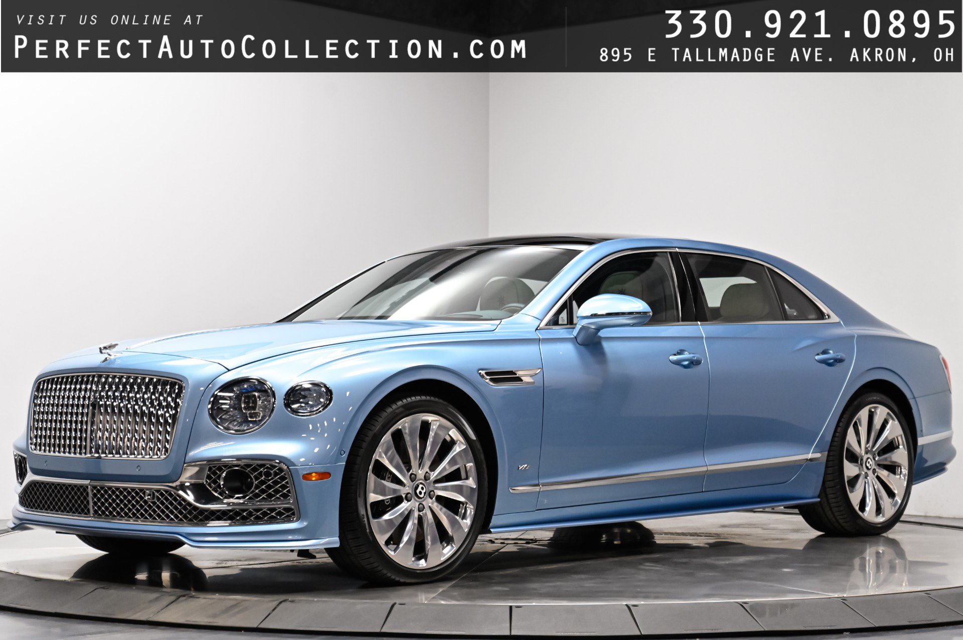 Used 2022 Bentley Flying Spur V8 AWD/4WD image 1