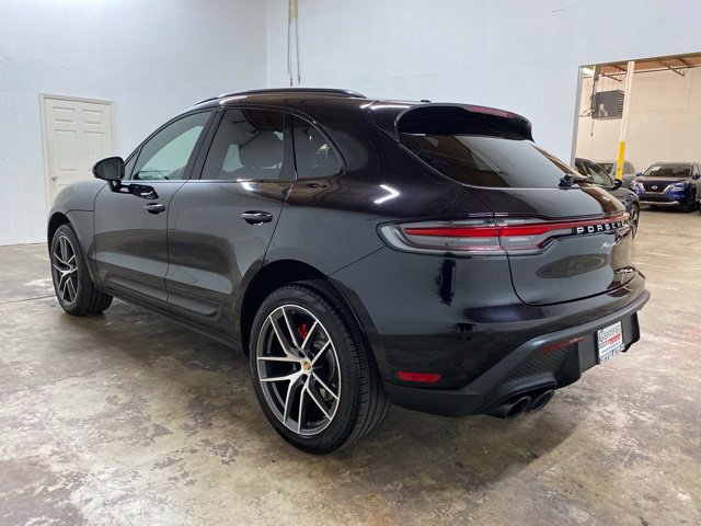 Used 2024 Porsche Macan S AWD/4WD image 3