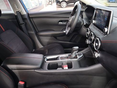 Certified 2025 Nissan Sentra SR FWD image 28