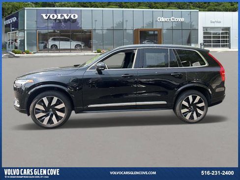 Used 2023 Volvo XC90 T8 Ultimate w/ Protection Package Premier image 4