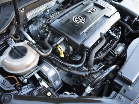 Used 2017 Volkswagen GTI S image 44