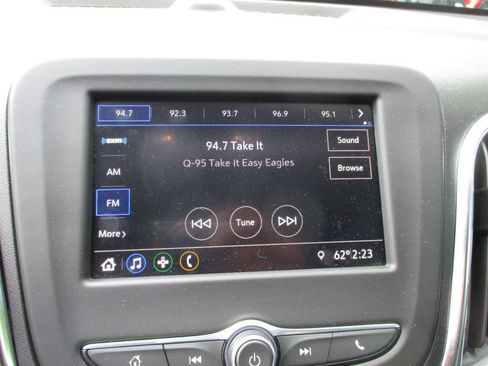 Used 2020 Chevrolet Equinox LT AWD/4WD image 10