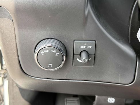 New 2025 Chevrolet Express 3500 Extended image 16