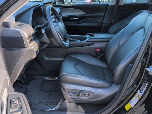 Certified 2026 Toyota Grand Highlander AWD image 8