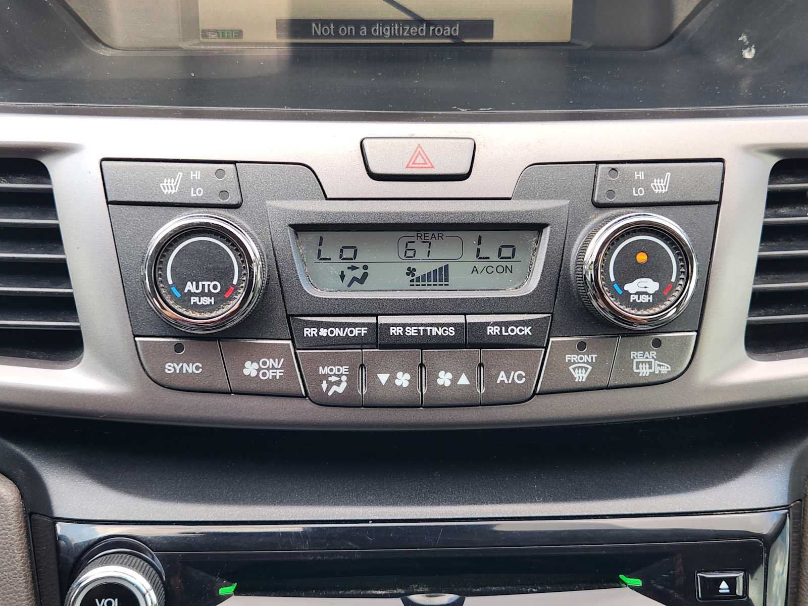 Used 2015 Honda Odyssey EX-L image 18