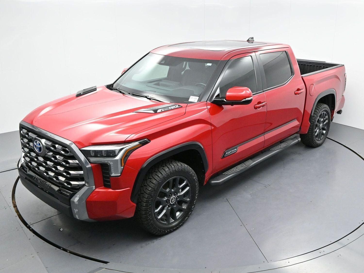 Used 2024 Toyota Tundra Platinum AWD/4WD image 39