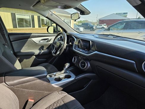 Used 2019 Chevrolet Blazer LT FWD image 21