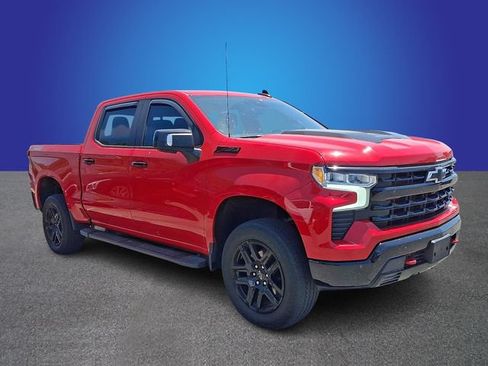 Used 2022 Chevrolet Silverado 1500 LT Trail Boss w/ LT Trail Boss Premium Package AWD/4WD image 3