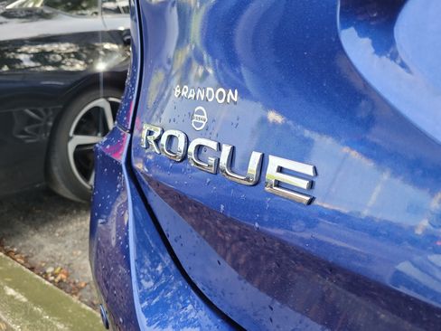 Used 2020 Nissan Rogue SV FWD image 9