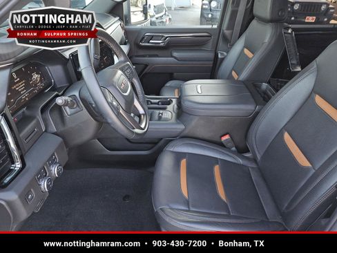 Used 2025 GMC Sierra 2500 AT4 AWD/4WD image 23