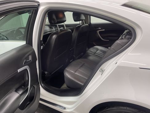 Used 2017 Buick Regal Sport Touring image 13