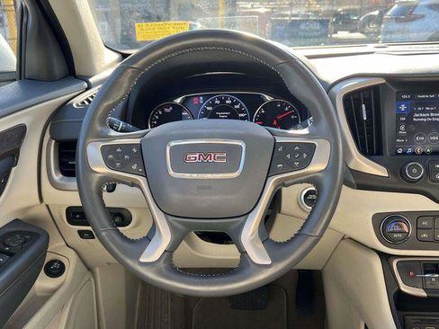Used 2022 GMC Terrain Denali AWD/4WD image 16