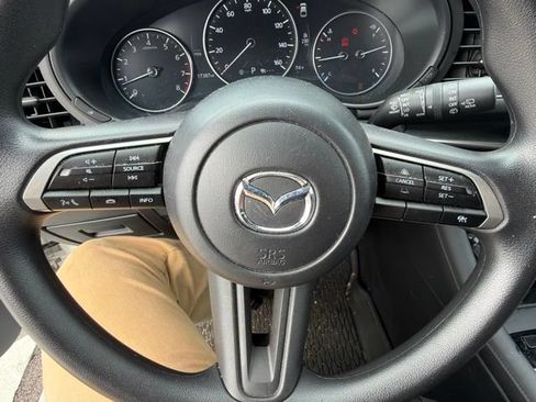 Used 2025 MAZDA MAZDA3 s FWD image 3