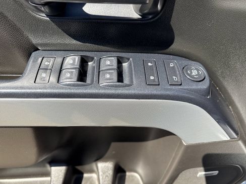 Used 2018 Chevrolet Silverado 1500 LT w/ All Star Edition AWD/4WD image 11
