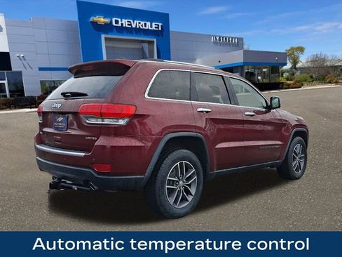 Used 2018 Jeep Grand Cherokee Limited w/ Luxury Group II image 9