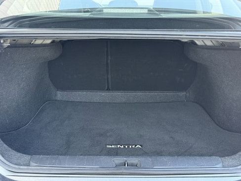 Used 2024 Nissan Sentra SV image 32