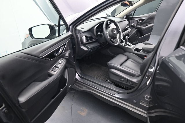Used 2025 Subaru Outback Limited AWD/4WD image 26