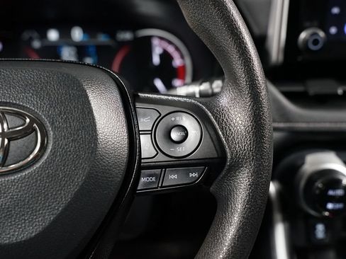 Certified 2025 Toyota RAV4 XLE FWD image 13