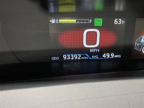 Used 2022 Toyota Prius XLE FWD image 26