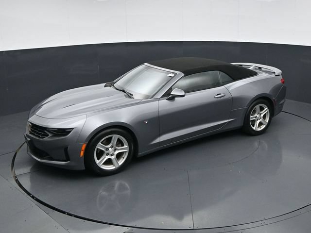 Used 2020 Chevrolet Camaro LT RWD image 31