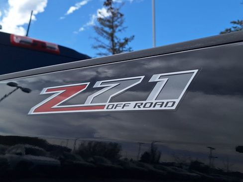 Used 2015 Chevrolet Colorado Z71 w/ LPO, Gearon Bar Package image 22