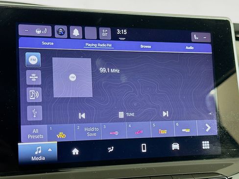 Used 2022 Jeep Compass Limited w/ Sun and Sound Group image 21