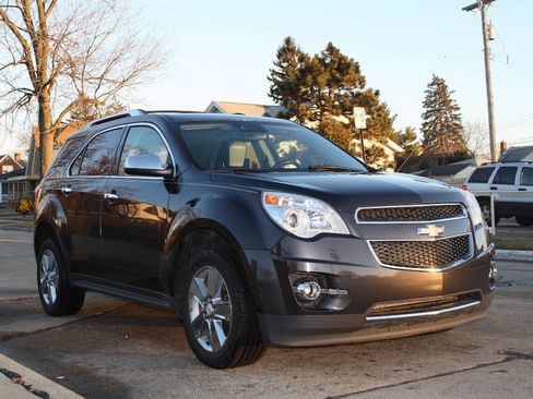 Used 2013 Chevrolet Equinox LTZ image 4