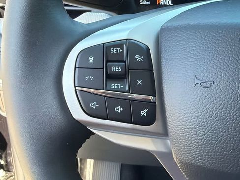 New 2026 Ford Explorer Active RWD image 25